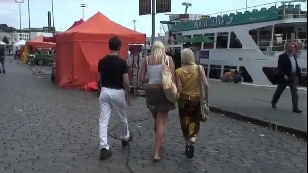 En iyi scandi teen anal threesome in public yeni Videolar