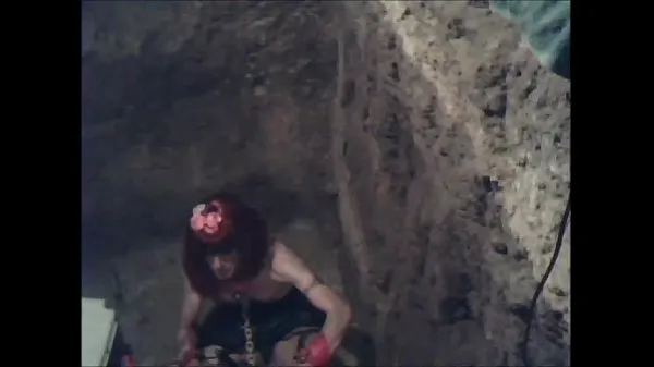 أفضل Sissy Slave Drinks Piss Chained in Mud مقاطع فيديو حديثة