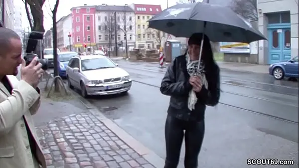 Legjobb Teeny is approached on the street and fucked for money friss videók