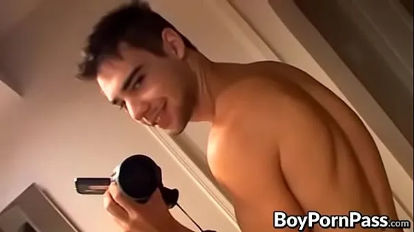 सर्वोत्तम Big dick twink Zack Randall jerking if off in the bathroom ताज़ा वीडियो