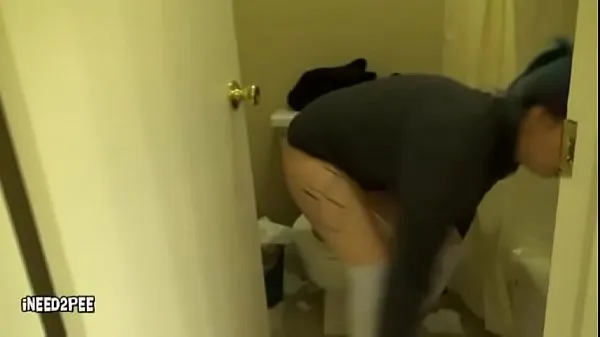 Najlepsze Desperate to pee girls pissing themselves in shameświeże filmy