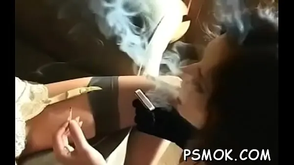 Smoking scene with busty honey Video segar terbaik