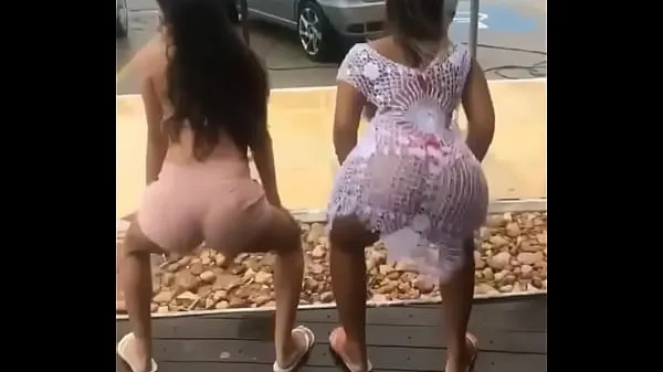 Najboljši NAUGHTY FRIENDS DANCING FORRÓ sveži videoposnetki