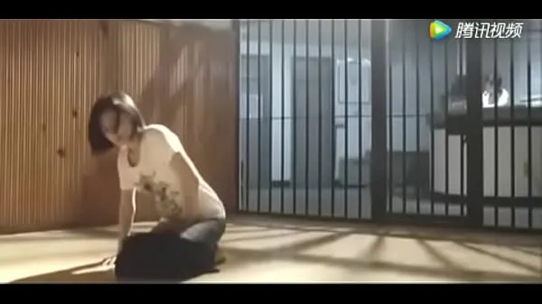 Nejlepší Female Prisoner Almost Piss Herself aktuální videa