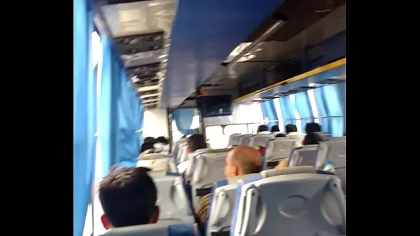 सर्वोत्तम indian horny boy dare to do masturbation in bus first time dare ताज़ा वीडियो