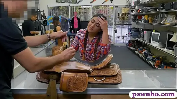 Legjobb Country girl gets asshole boned by horny pawnshop owner friss videók