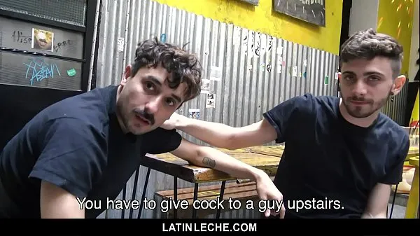 أفضل LatinLeche - Sexy Latino Boy Gets Covered In Cum By Four Hung Guys مقاطع فيديو حديثة