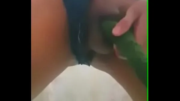 Legjobb Hot sissy slut making her ass wide with a large veggie friss videók