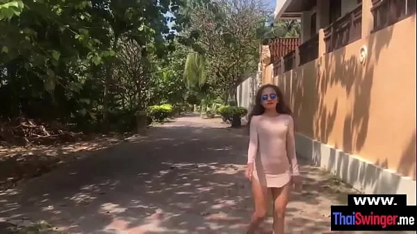 Beste Cute asian girlfriend gives a POV style blowjob and handjob ferske videoer
