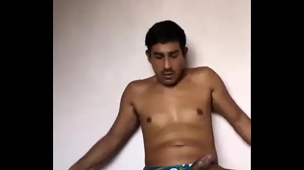 Beste Hübscher mexikanischer Mann masturbiert (LALO SANTOS) 2frische Videos