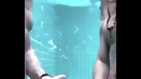 Underwater cum and masturbation Video segar terbaik