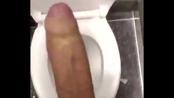 Beste I jerk off in someone else's bathroom nieuwe video's