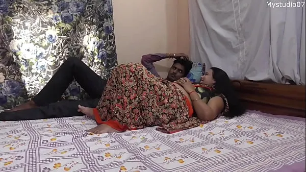 สุดยอด Indian sexy Bhabhi teaching her stepbrother how to fucking !!! best sex with clear audio วิดีโอสดใหม่