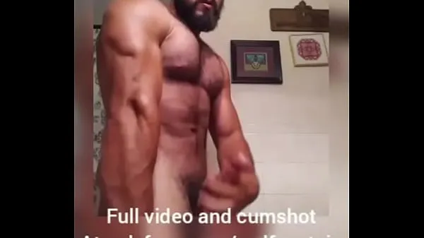 最佳Hot Straight Ripped almost Shredded Bodybuilder Nude Flexing and Jerking off in Bathroom新鲜视频