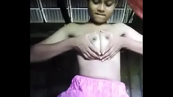 Village girl plays with boobs and pussy Video segar terbaik