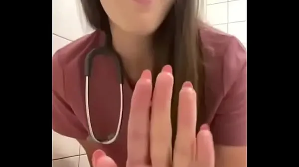 nurse masturbates in hospital bathroom Video mới hay nhất