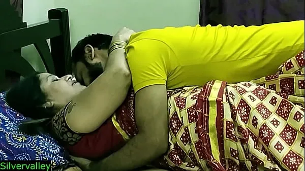 بہترین Indian xxx sexy Milf aunty secret sex with son in law!! Real Homemade sex تازہ ویڈیوز