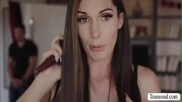 สุดยอด Stepson bangs the ass of her trans stepmom วิดีโอสดใหม่