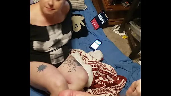 Beste This chubby bitch has the fattest pussy ever ferske videoer