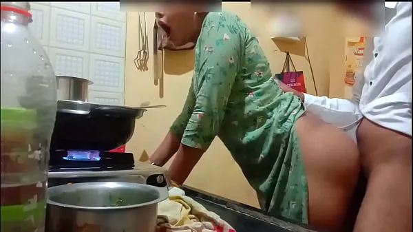 Los mejores India sexy esposa se la follan mientras cocina vídeos nuevos