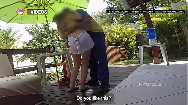 I answered the very naughty and provocative water delivery man without panties and showed him Video segar terbaik