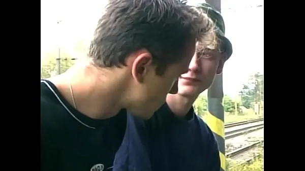 Beste Sucking on a work colleague during the lunch break ferske videoer