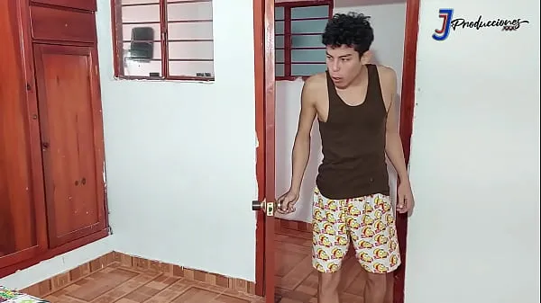 सर्वोत्तम I WALK INTO THE ROOM AND I WANT TO FUCK MY HORNY STEPSISTER ताज़ा वीडियो