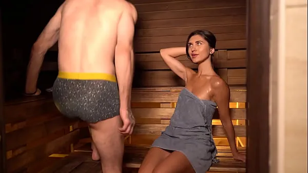 بہترین It was already hot in the bathhouse, but then a stranger came in تازہ ویڈیوز