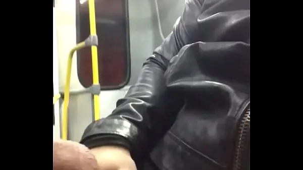 सर्वोत्तम With a hard DICK on the BUS ताज़ा वीडियो